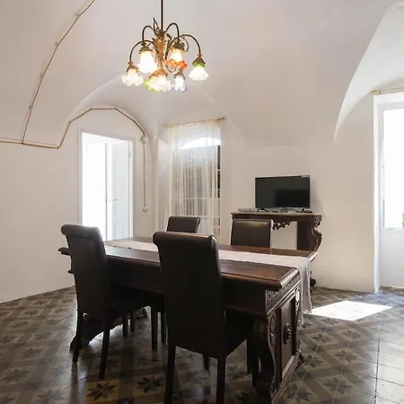 Lejlighed Montalto - In The Italian Village *