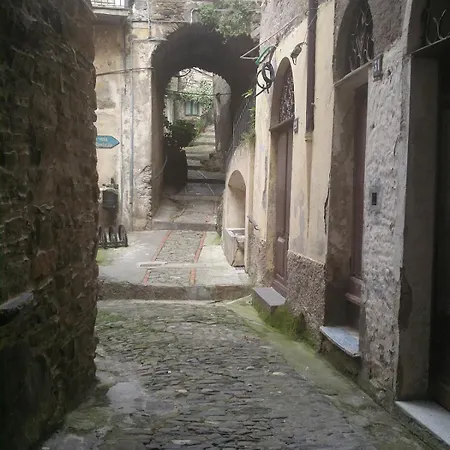 Lejlighed Montalto - In The Italian Village *